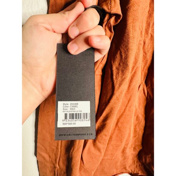ONE TEASPOON Mens Mr Valentine Long Sleeve Camel Color Tee Shirt NWT Size Medium - Picture 10 of 11